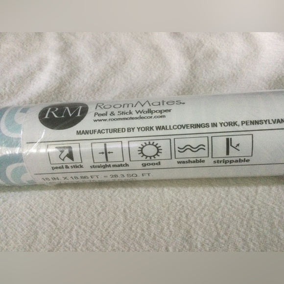 Perl and stick wallpaper - Picture 3 of 5